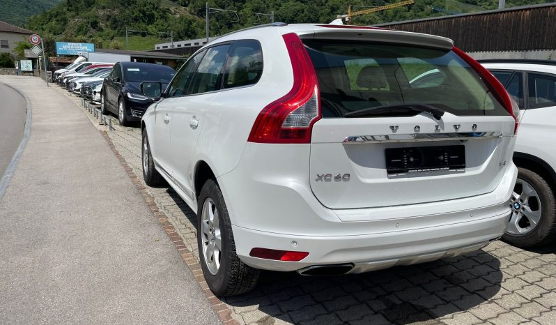 
								VOLVO XC60 T5 Summum R-Design Powershift (SUV / Fuoristrada) full									