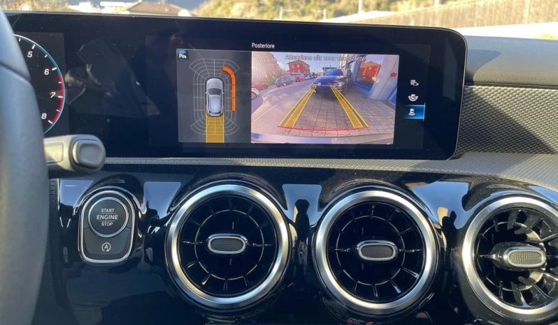 
								MERCEDES-BENZ A 180 Progressive 7G-DCT (Berlina) full									
