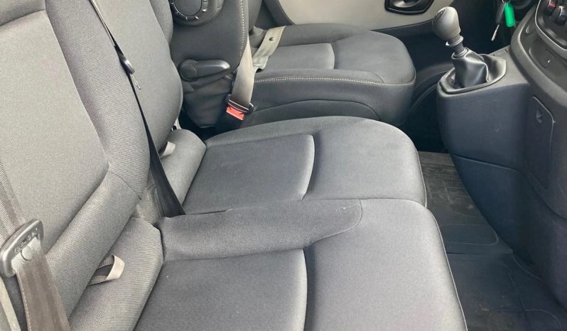 
								RENAULT Trafic 1.6 ENERGY TwinT. dCi125 2.9t Business L2H2 (Box) full									