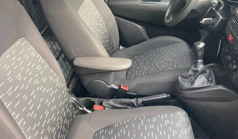 
								OPEL Combo 1.3 CDTI 2.4 L1H1 (Box) full									