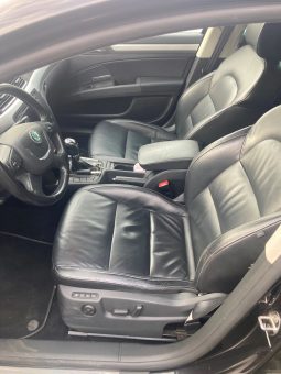 
										SKODA Superb Combi 1.8 TSI Elegance (Station wagon) full									