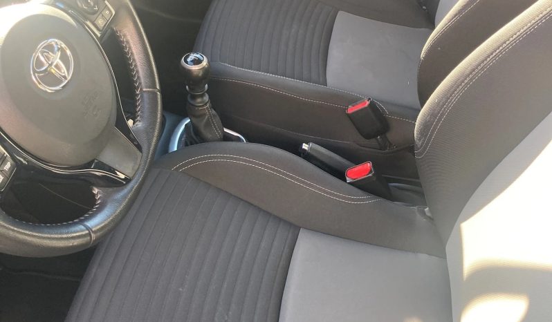 
								TOYOTA Yaris 1.5 Comfort (Piccola auto) full									