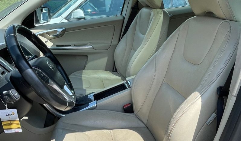 
								VOLVO XC60 T5 Summum R-Design Powershift (SUV / Fuoristrada) full									