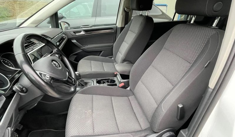 
								VW Touran 1.6 TDI BlueMotion Technology Trendline DSG (Monovolume) full									