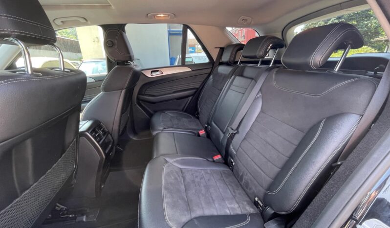 
								MERCEDES-BENZ ML 350 BlueTEC 4Matic 7G-Tronic (SUV / Fuoristrada) full									