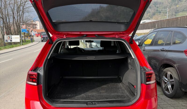 
								VW Passat 2.0 TDI BMT Business DSG (Station wagon) full									