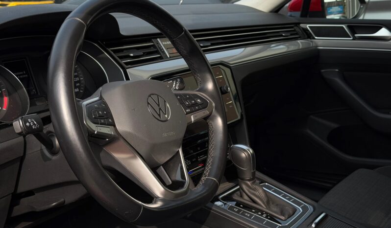 
								VW Passat 2.0 TDI BMT Business DSG (Station wagon) full									