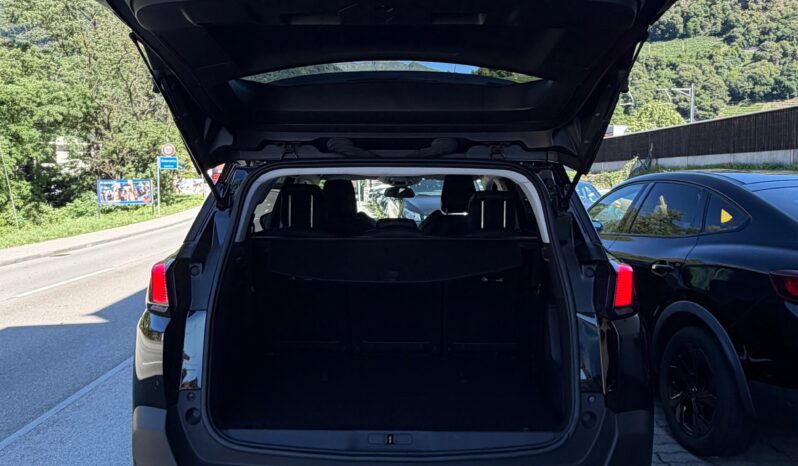 
								PEUGEOT 5008 1.2 Pure Tech Allure (SUV / Fuoristrada) full									