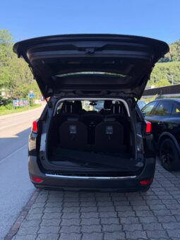 
										PEUGEOT 5008 1.2 Pure Tech Allure (SUV / Fuoristrada) full									