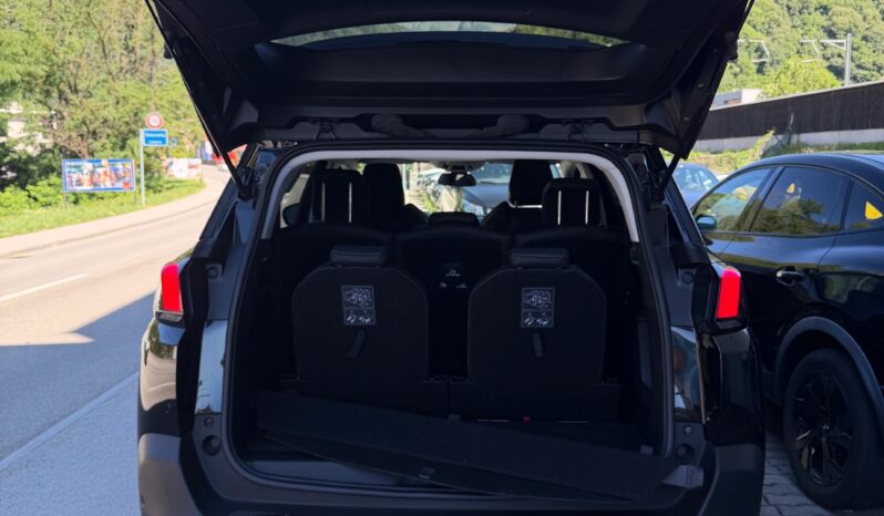 
								PEUGEOT 5008 1.2 Pure Tech Allure (SUV / Fuoristrada) full									