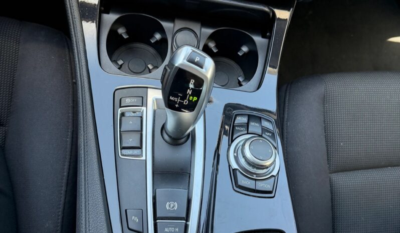 
								BMW 520d Touring Steptronic (Station wagon) full									