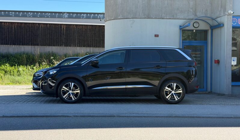 
								PEUGEOT 5008 1.2 Pure Tech Allure (SUV / Fuoristrada) full									