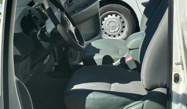 
								TOYOTA Hilux 4×4 DoubleCab LineaLuna (Pick-up) full									