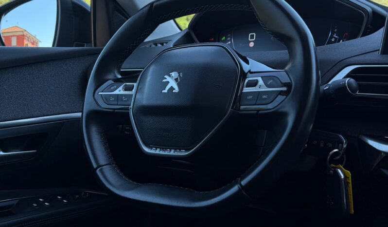 
								PEUGEOT 5008 1.2 Pure Tech Allure (SUV / Fuoristrada) full									