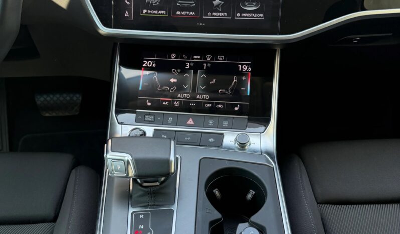 
								AUDI A6 Avant 40 TDI Sport Attraction quattro S-tronic full									