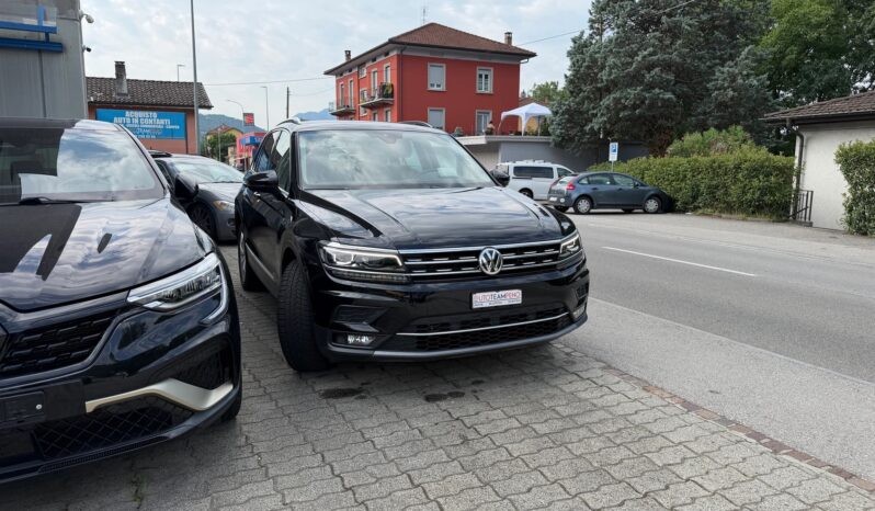 
								VW Tiguan 2.0TSI Highline 4Motion DSG full									