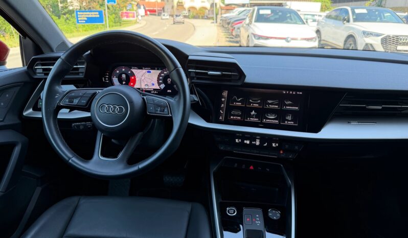 
								AUDI A3 Sportback 35 TDI full									