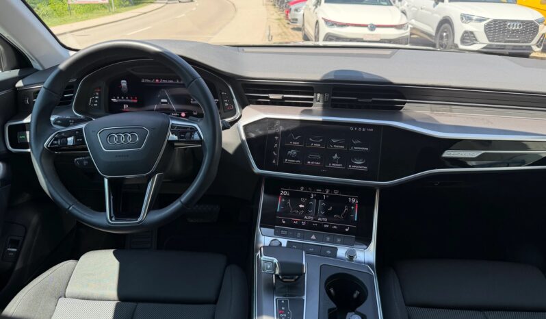 
								AUDI A6 Avant 40 TDI Sport Attraction quattro S-tronic full									