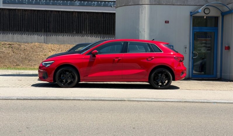 
								AUDI A3 Sportback 35 TDI full									