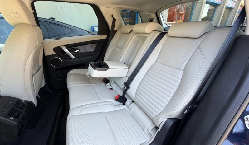
								LAND ROVER Discovery Sport P200 2.0 Si4 MHEV S AT9 full									