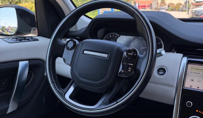 
								LAND ROVER Discovery Sport P200 2.0 Si4 MHEV S AT9 full									